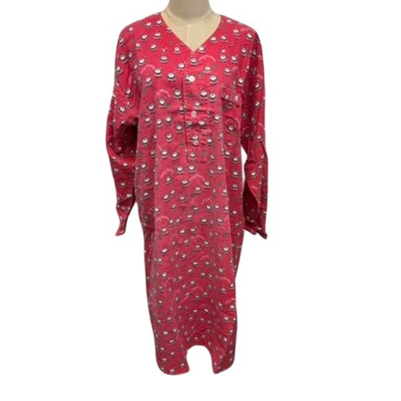 "Botany 500" Red Flannel Christmas Night Shirt VTG SZ S/M  Santa & Wreaths Mom - Picture 3 of 12